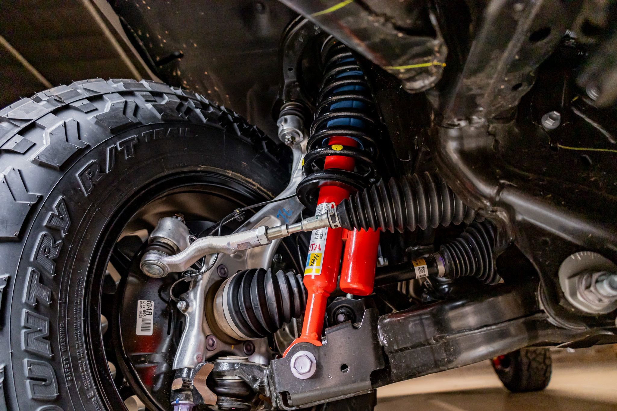 Used 2025 Toyota Tacoma TRD Off-Road image 14