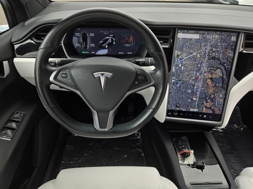 Used 2018 Tesla Model X 100D AWD/4WD image 16