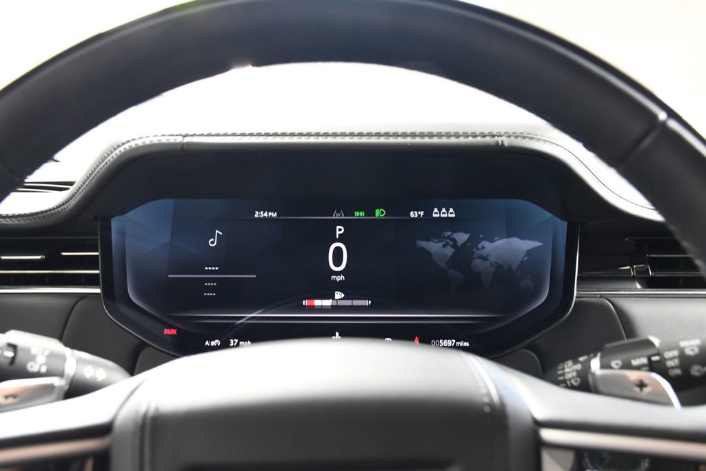 Used 2025 Land Rover Range Rover Autobiography AWD/4WD image 30