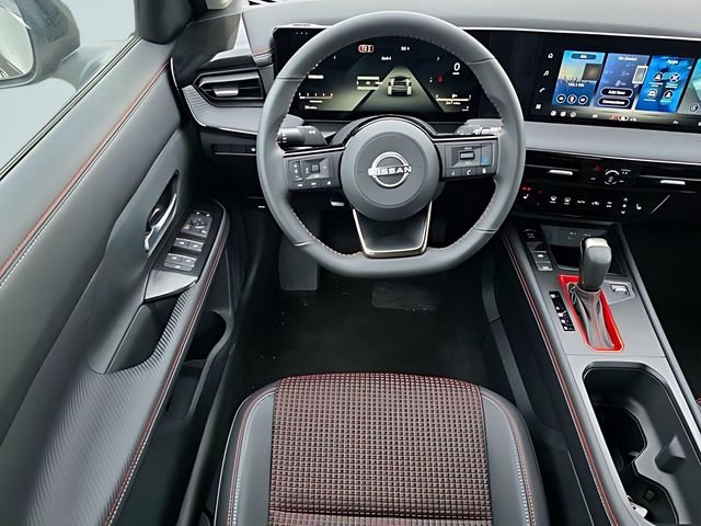 New 2026 Nissan Kicks SR w/ Cold Weather Package AWD/4WD image 7