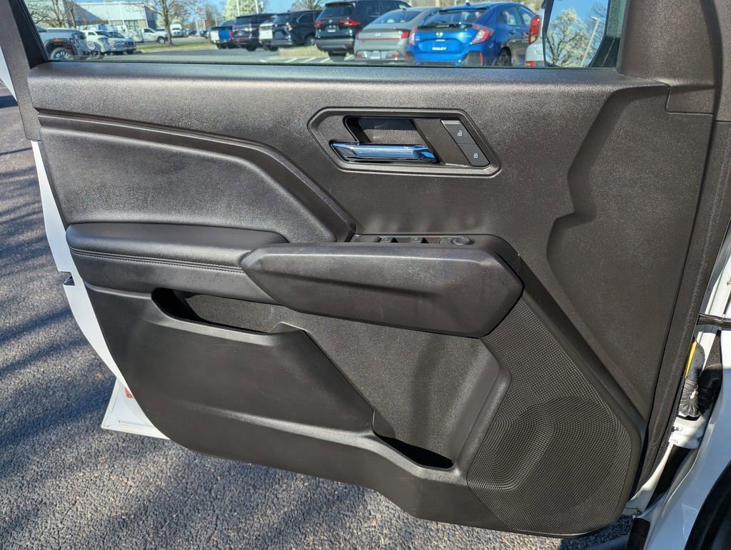 Used 2024 Chevrolet Colorado LT w/ LT Convenience Package III image 19