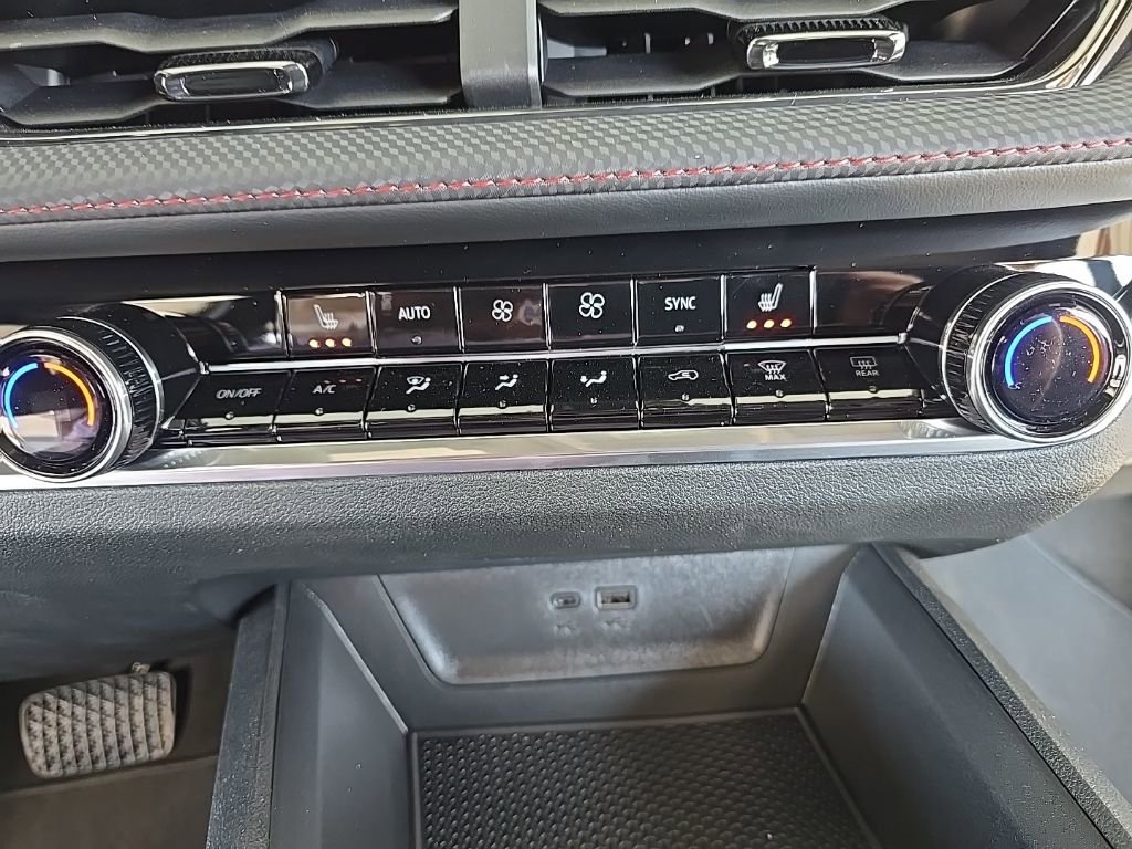 New 2026 Chevrolet Equinox RS w/ Safety and Technology Package image 24