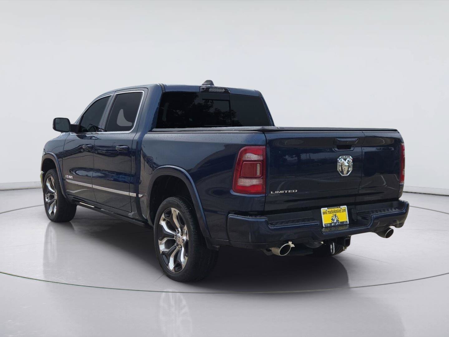 Used 2023 RAM 1500 Limited RWD image 3
