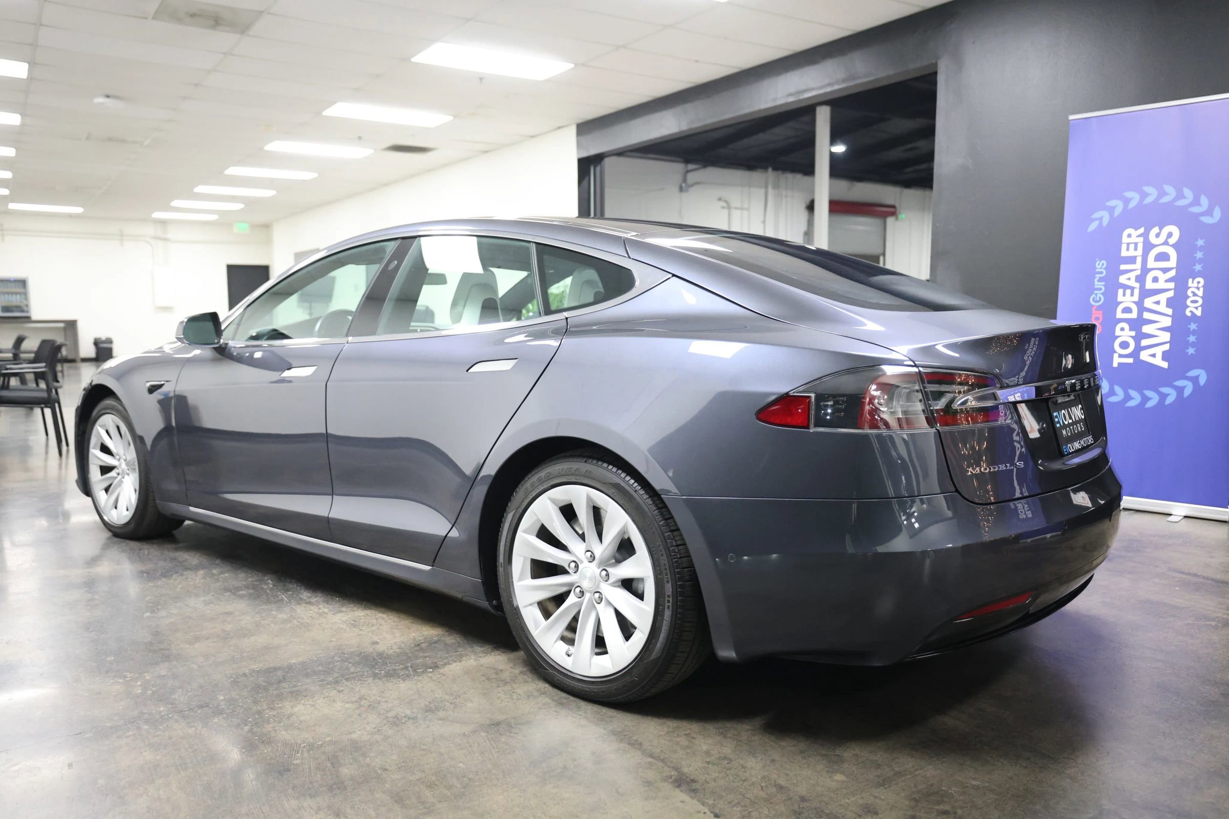 Used 2017 Tesla Model S 100D image 8