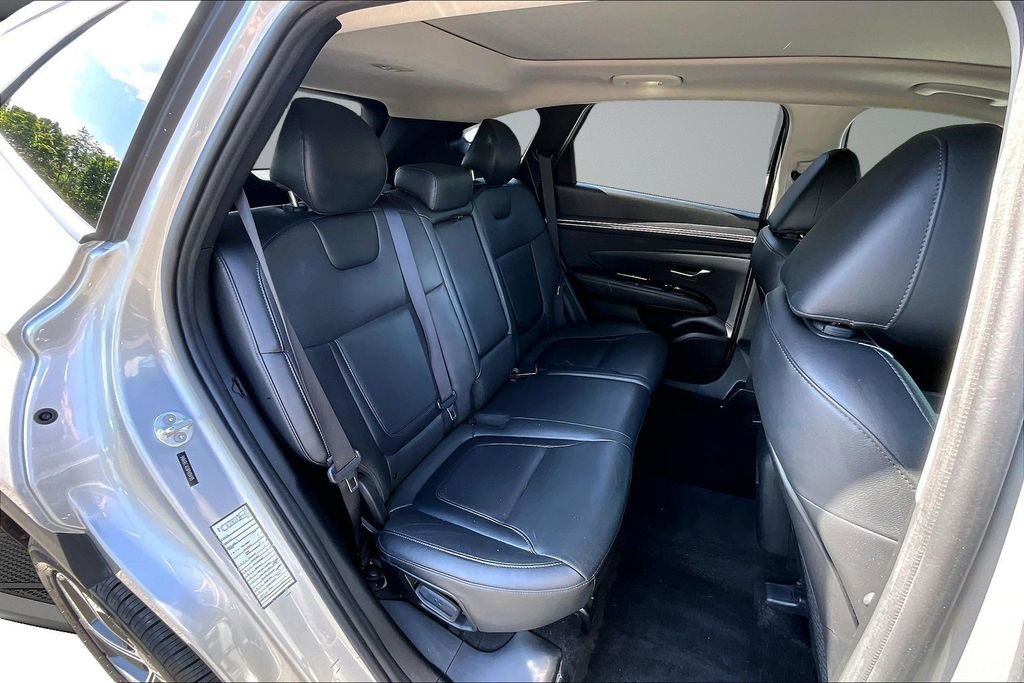 Used 2023 Hyundai Tucson Limited AWD/4WD image 25