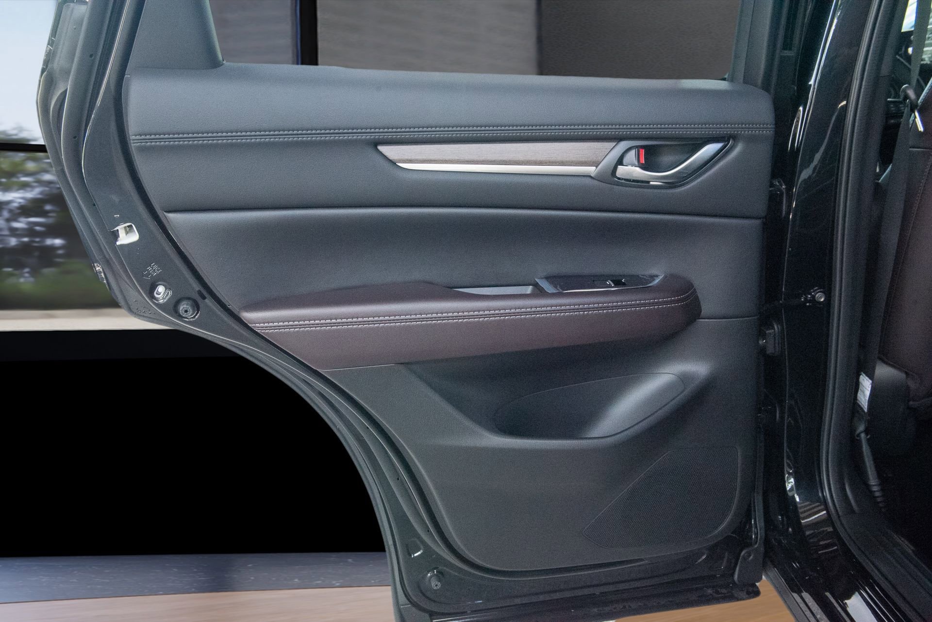 Used 2025 MAZDA CX-5 Signature image 15