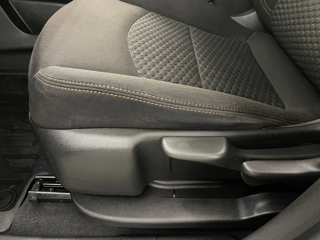 Used 2019 GMC Terrain SLE FWD image 22