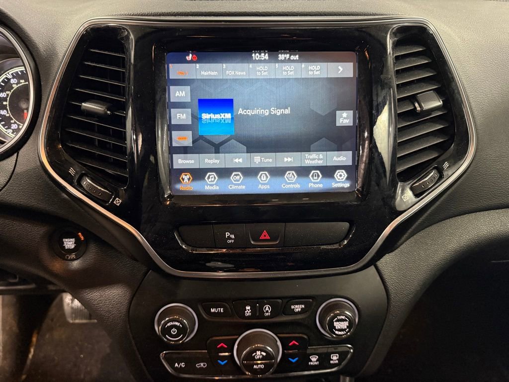 Used 2020 Jeep Cherokee Limited image 8