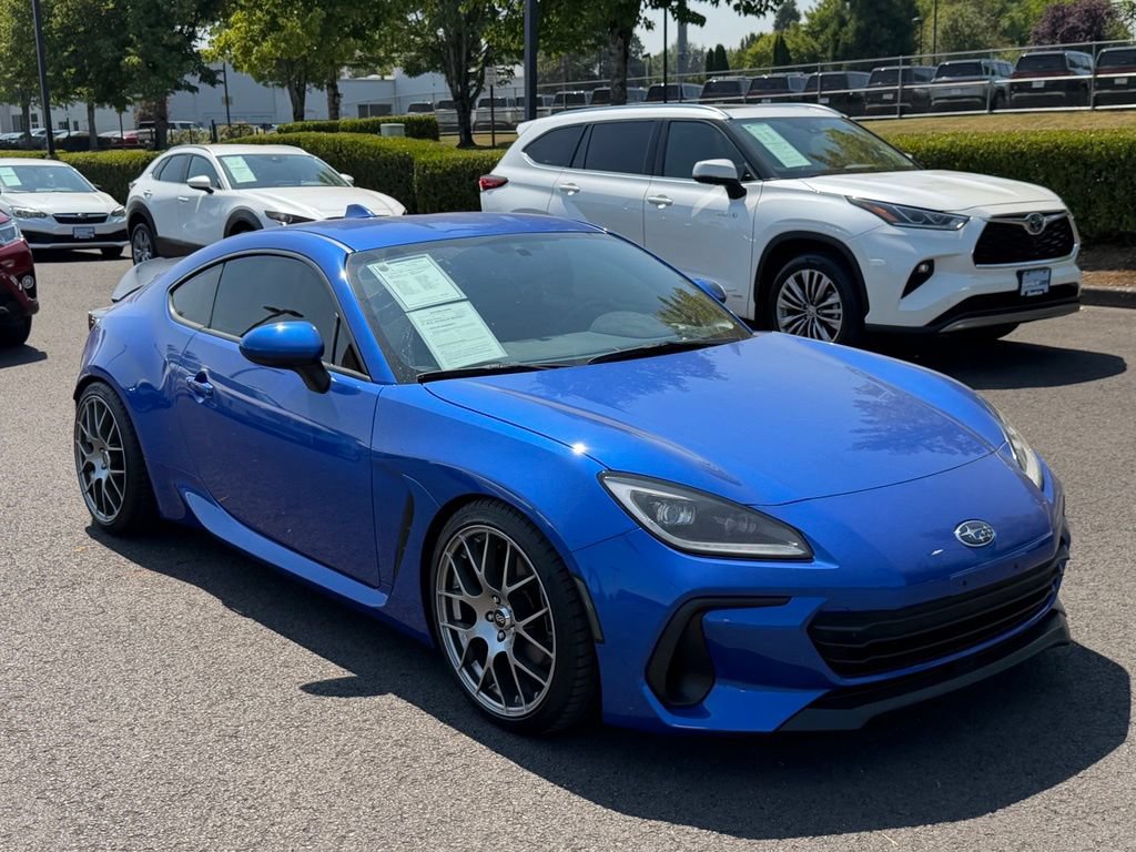 Used 2024 Subaru BRZ Limited w/ Popular Package 2 RWD image 2