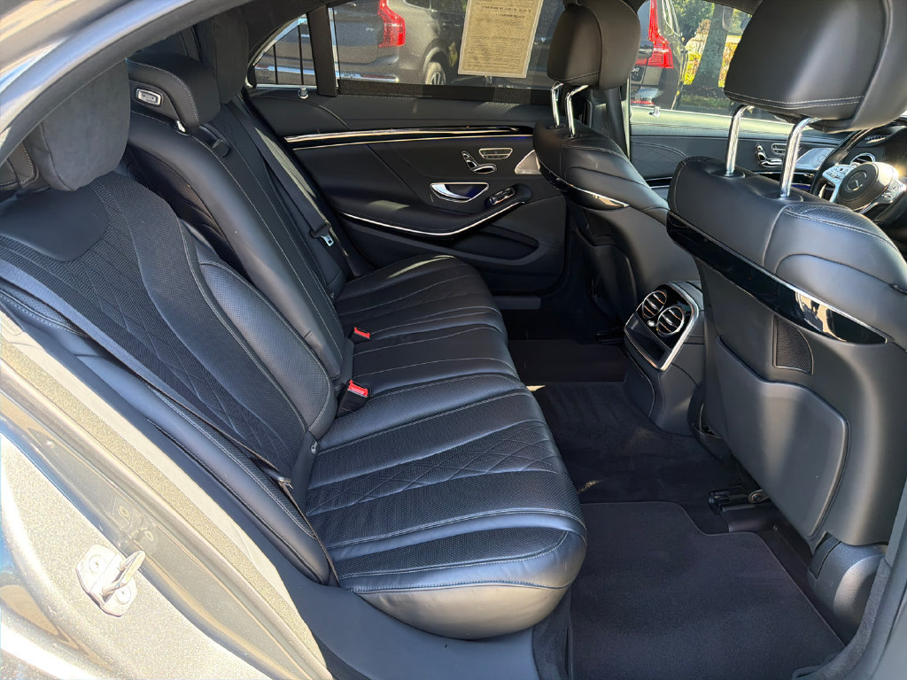 Used 2018 Mercedes-Benz S 560 Sedan w/ AMG Line Exterior image 15