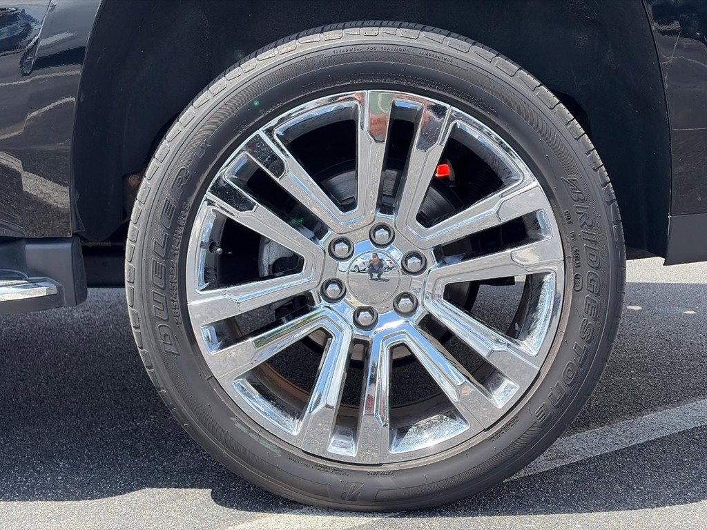 Used 2019 GMC Yukon SLT w/ Open Road Package AWD/4WD image 9
