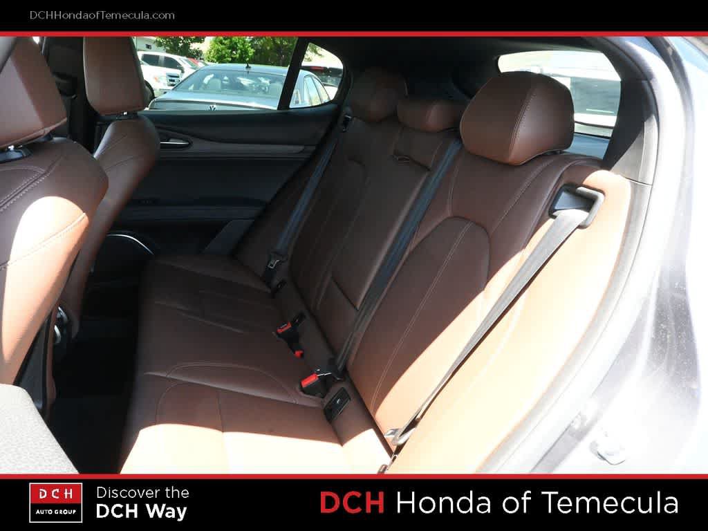 Used 2023 Alfa Romeo Stelvio Ti w/ Active Assist Plus Package AWD/4WD image 19