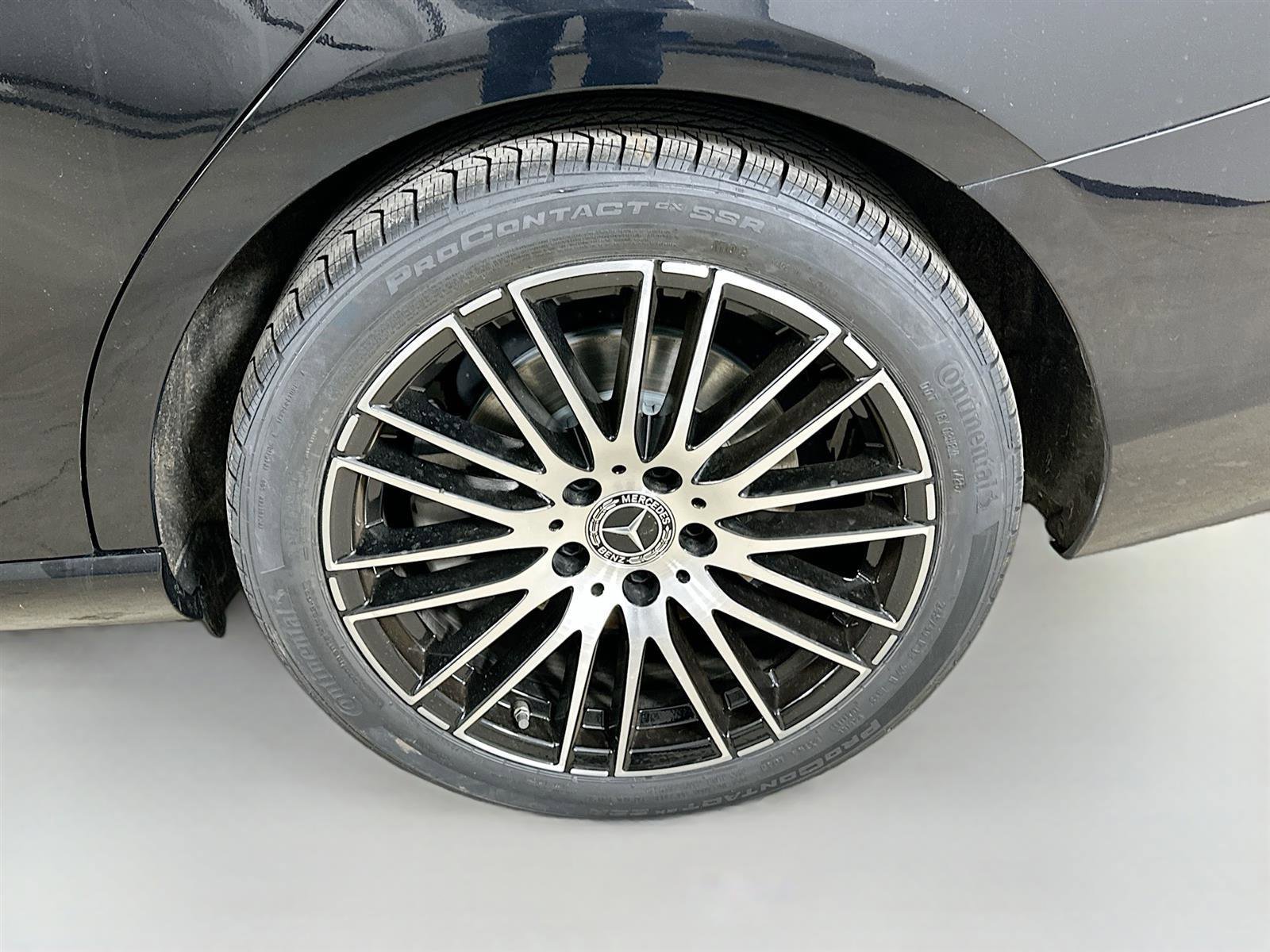 Certified 2023 Mercedes-Benz C 300 4MATIC Sedan image 38