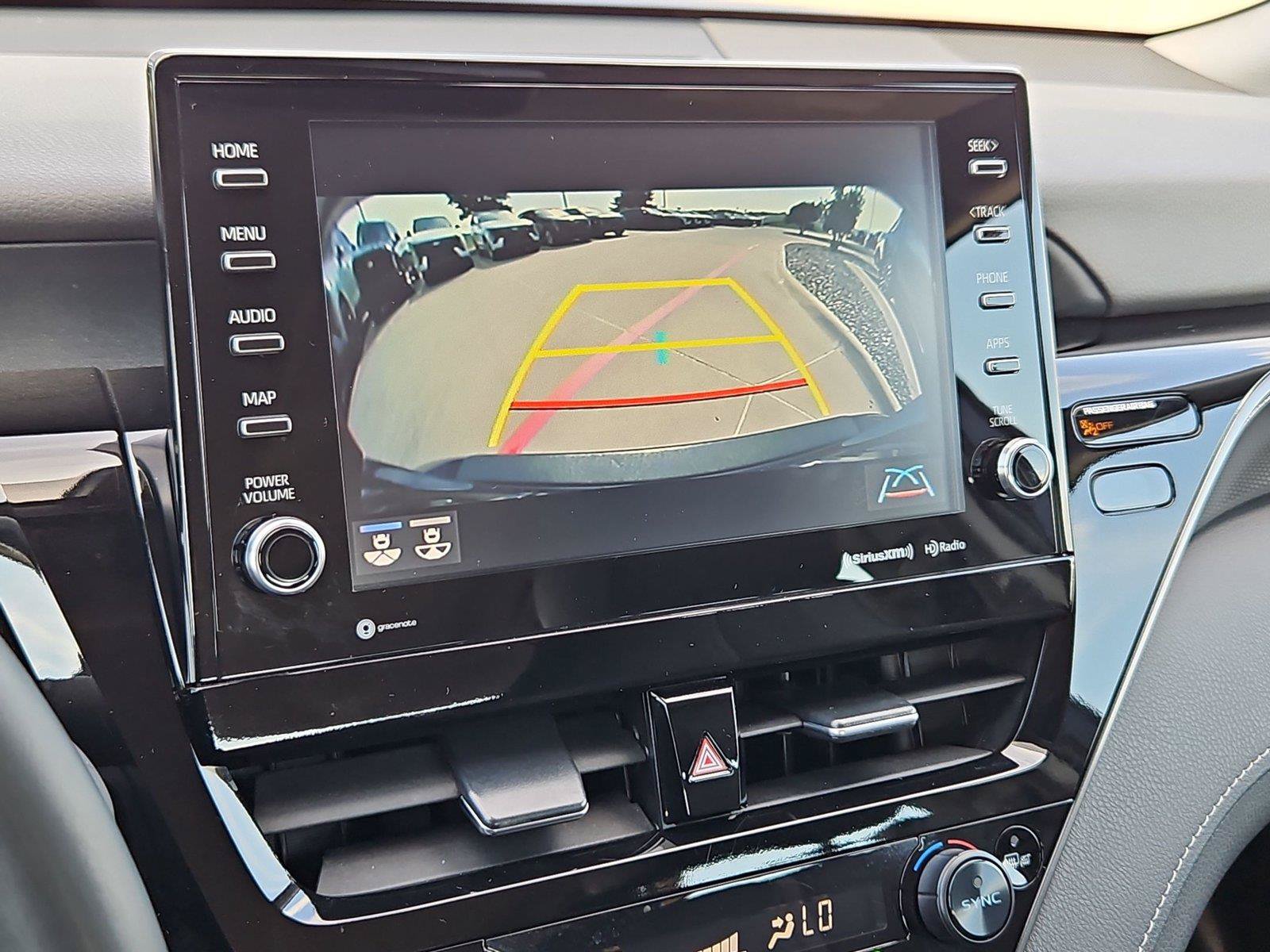 Used 2022 Toyota Camry XSE FWD image 18