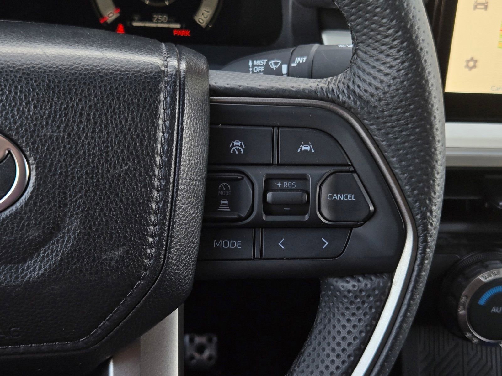 Used 2024 Toyota Tacoma TRD Sport image 22