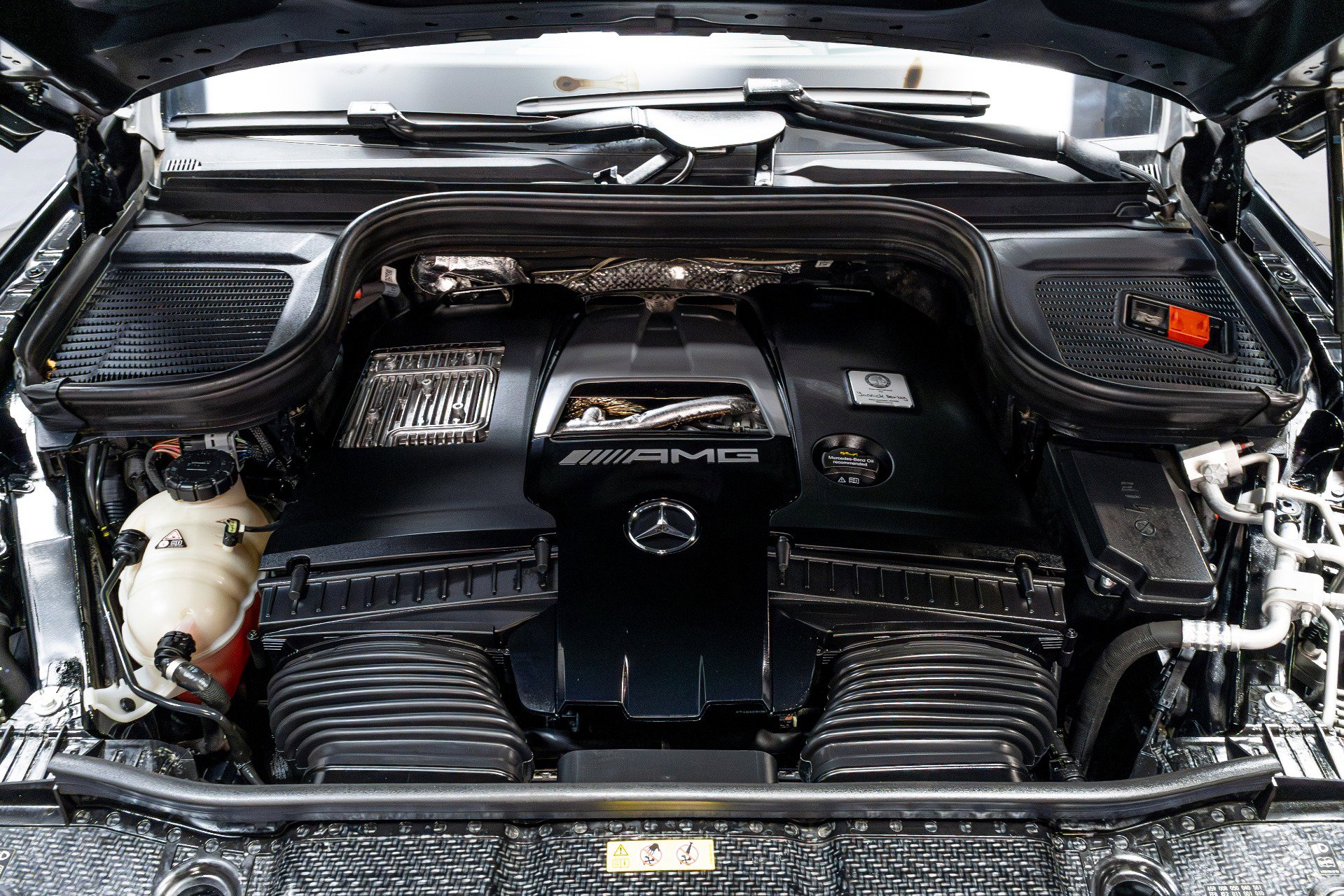 Used 2024 Mercedes-Benz GLS 63 AMG 4MATIC image 46