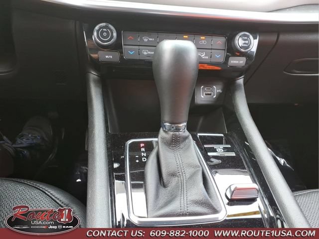 Used 2025 Jeep Compass Limited w/ Elite Group AWD/4WD image 36