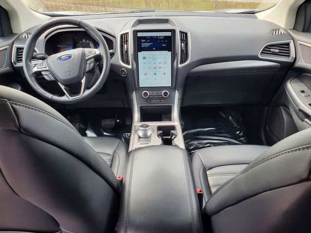 Used 2024 Ford Edge SEL w/ Convenience Package image 7