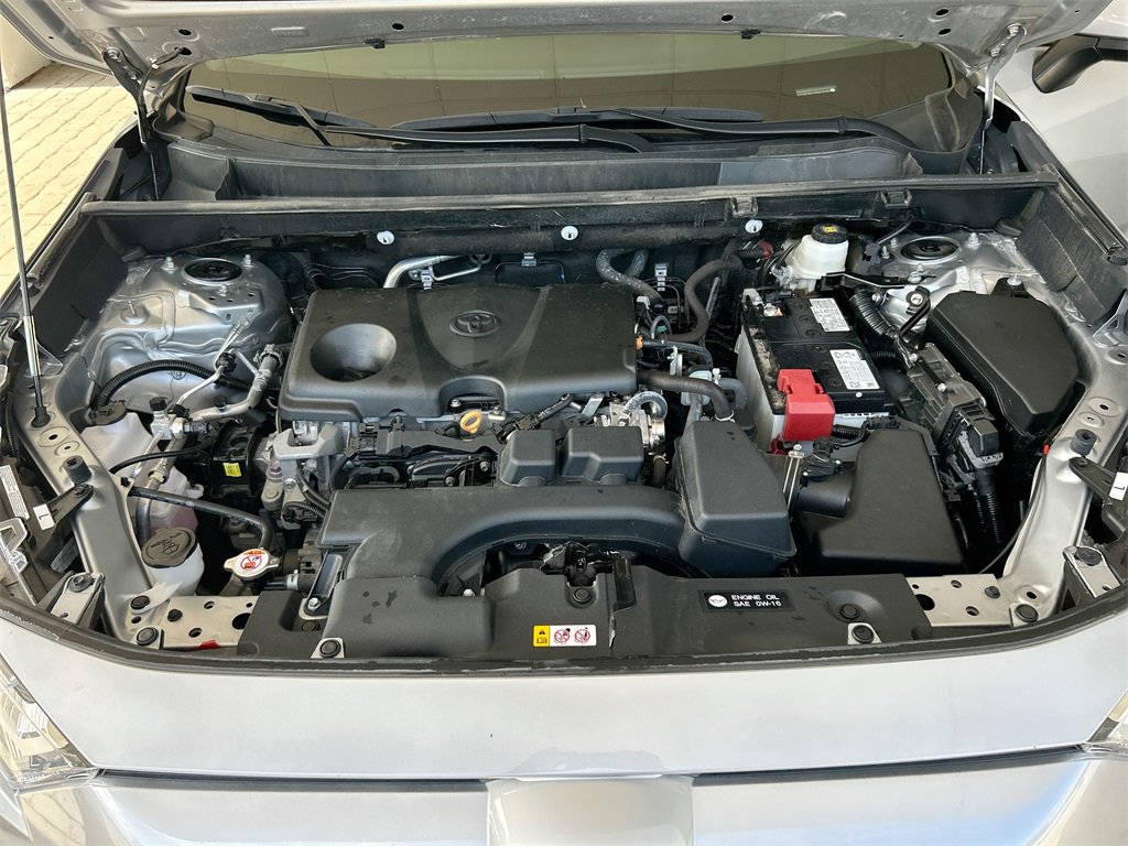 Used 2024 Toyota RAV4 XLE image 43