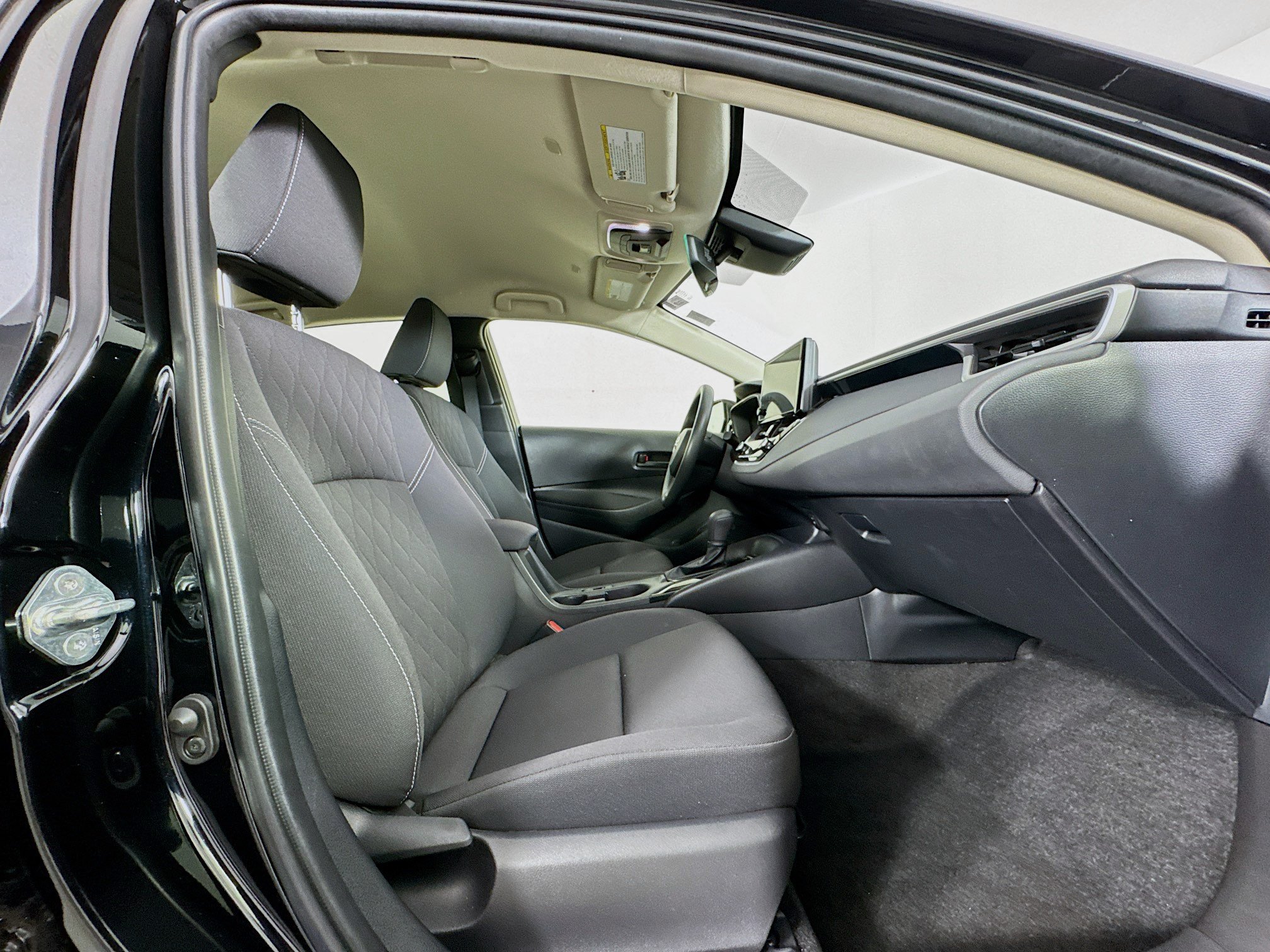 Certified 2023 Toyota Corolla LE w/ LE Convenience Package FWD image 27