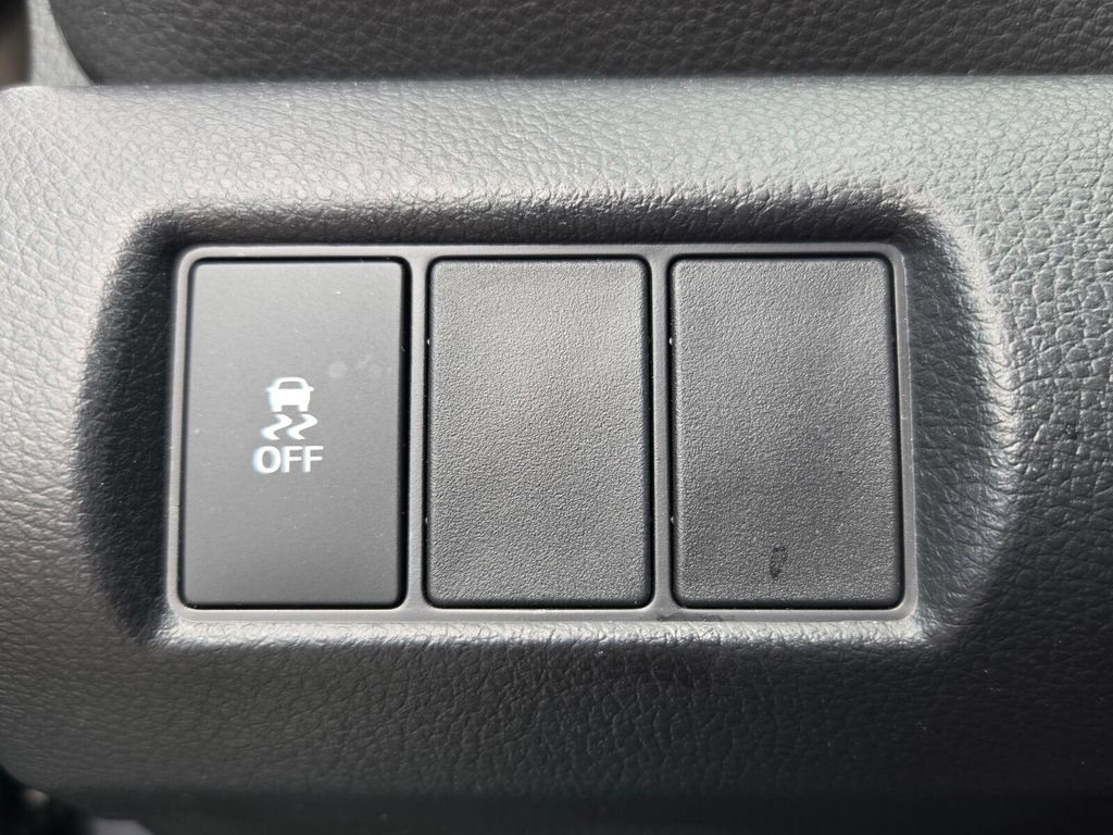 Used 2025 Honda Pilot Sport image 22