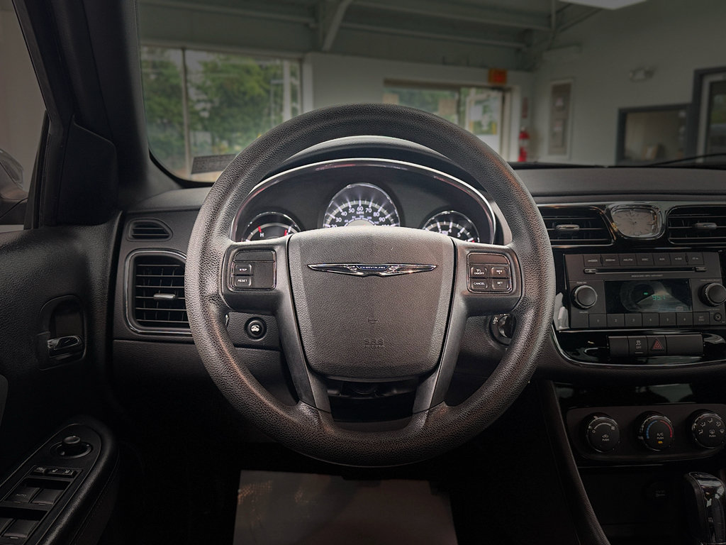 Used 2012 Chrysler 200 LX FWD image 14