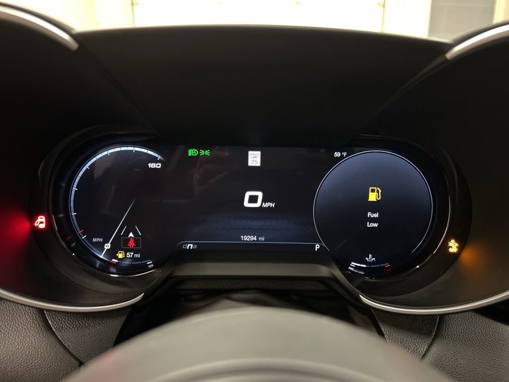 Used 2024 Alfa Romeo Giulia Veloce image 19