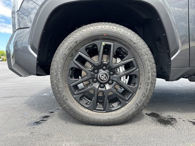 New 2026 Toyota Tundra SR5 AWD/4WD image 10
