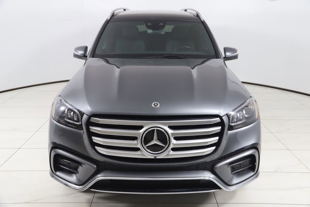 Used 2025 Mercedes-Benz GLS 450 4MATIC image 71