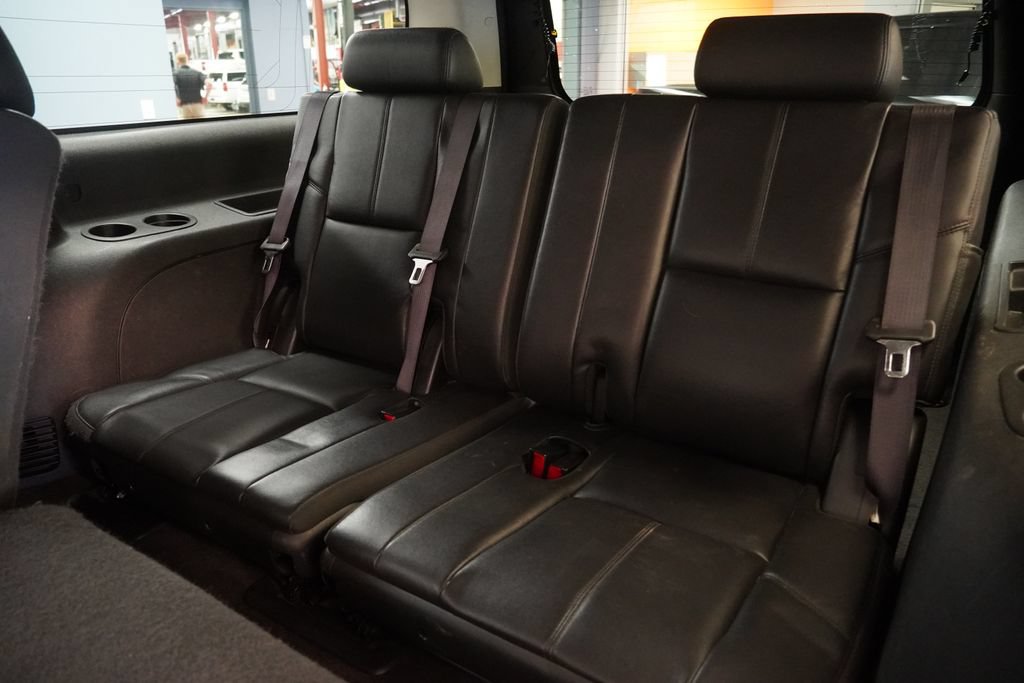 Used 2012 Chevrolet Suburban LT AWD/4WD image 21
