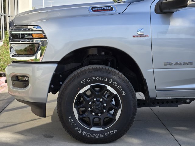 Used 2026 RAM 2500 Laramie AWD/4WD image 8