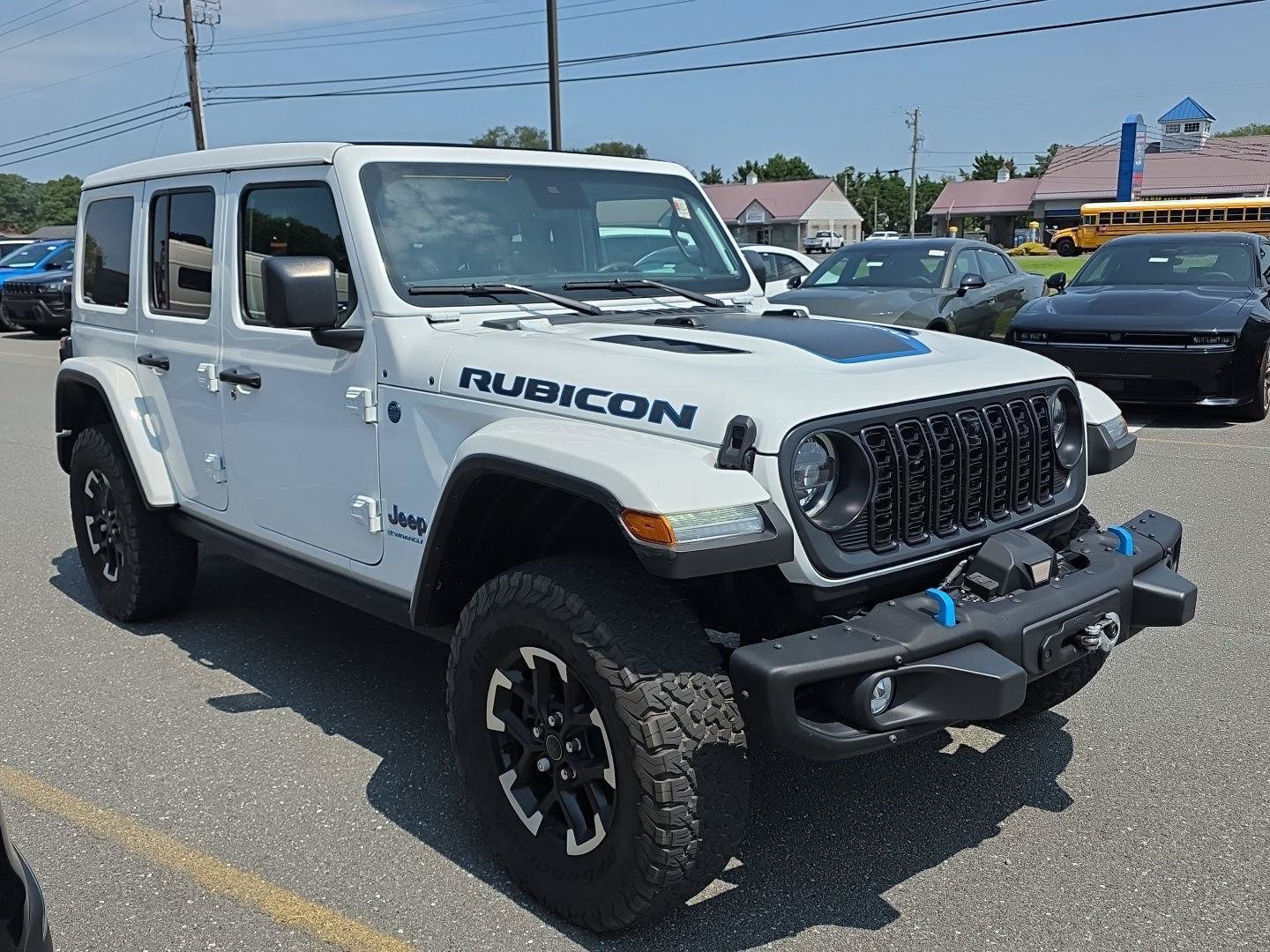 Used 2024 Jeep Wrangler Unlimited Rubicon 4xe AWD/4WD image 4