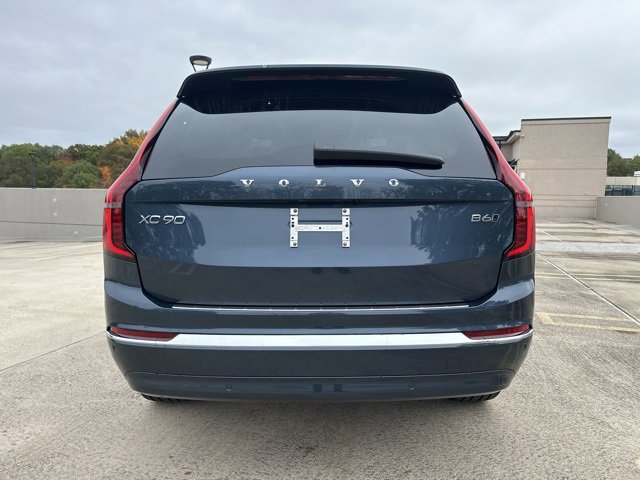 New 2026 Volvo XC90 B6 Plus w/ Protection Package Premier image 6