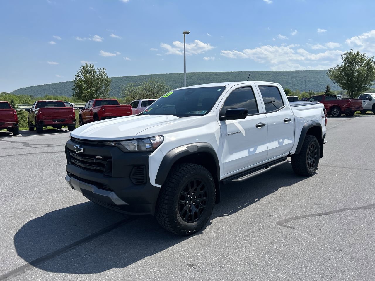 Used 2023 Chevrolet Colorado Trail Boss w/ Advanced Trailering Package AWD/4WD image 3