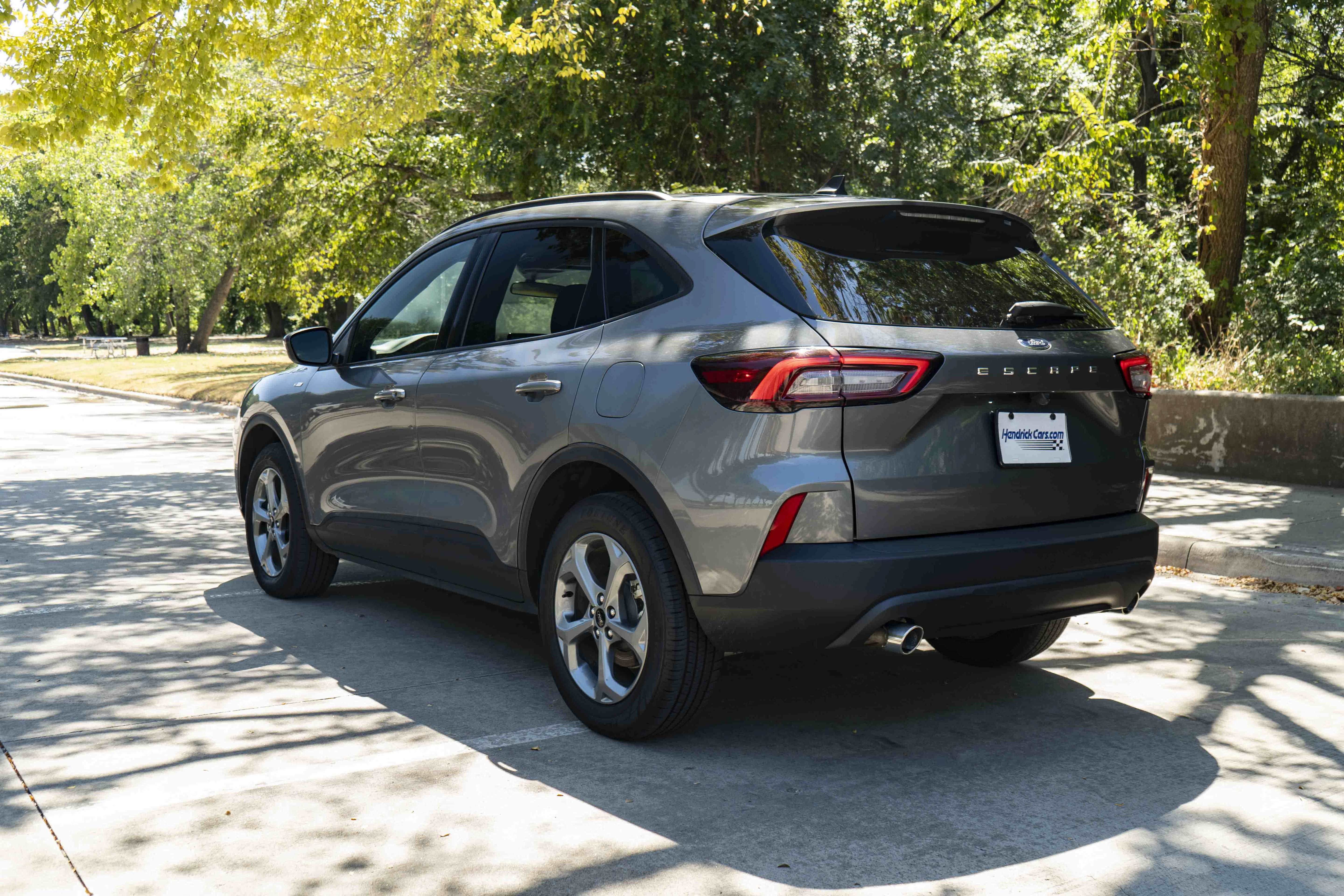 Used 2025 Ford Escape ST-Line Select AWD/4WD image 7