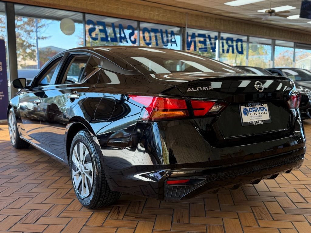 Used 2022 Nissan Altima 2.5 S FWD image 6