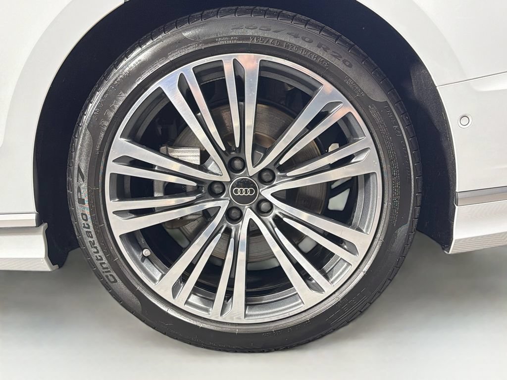 Used 2023 Audi A8 L 3.0T AWD/4WD image 33