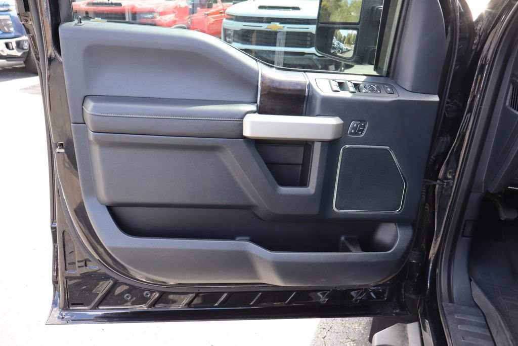 Used 2022 Ford F350 Lariat w/ Lariat Ultimate Package AWD/4WD image 21