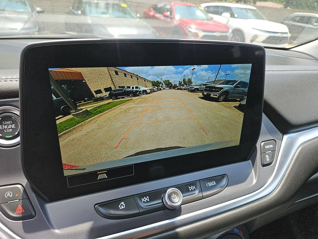 Used 2025 Chevrolet Blazer LT FWD image 22
