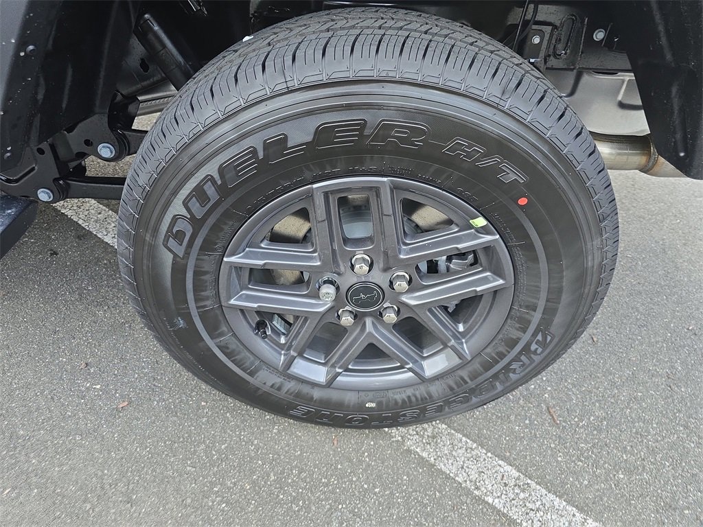 New 2025 Jeep Gladiator Sport image 32