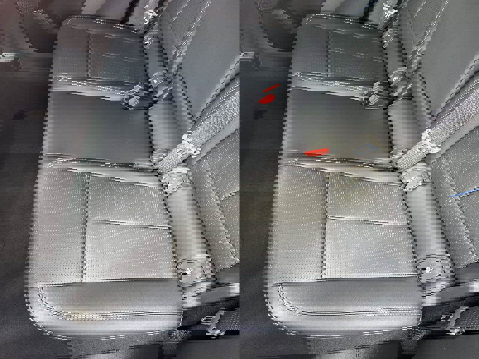 New 2026 Cadillac Lyriq Luxury image 29