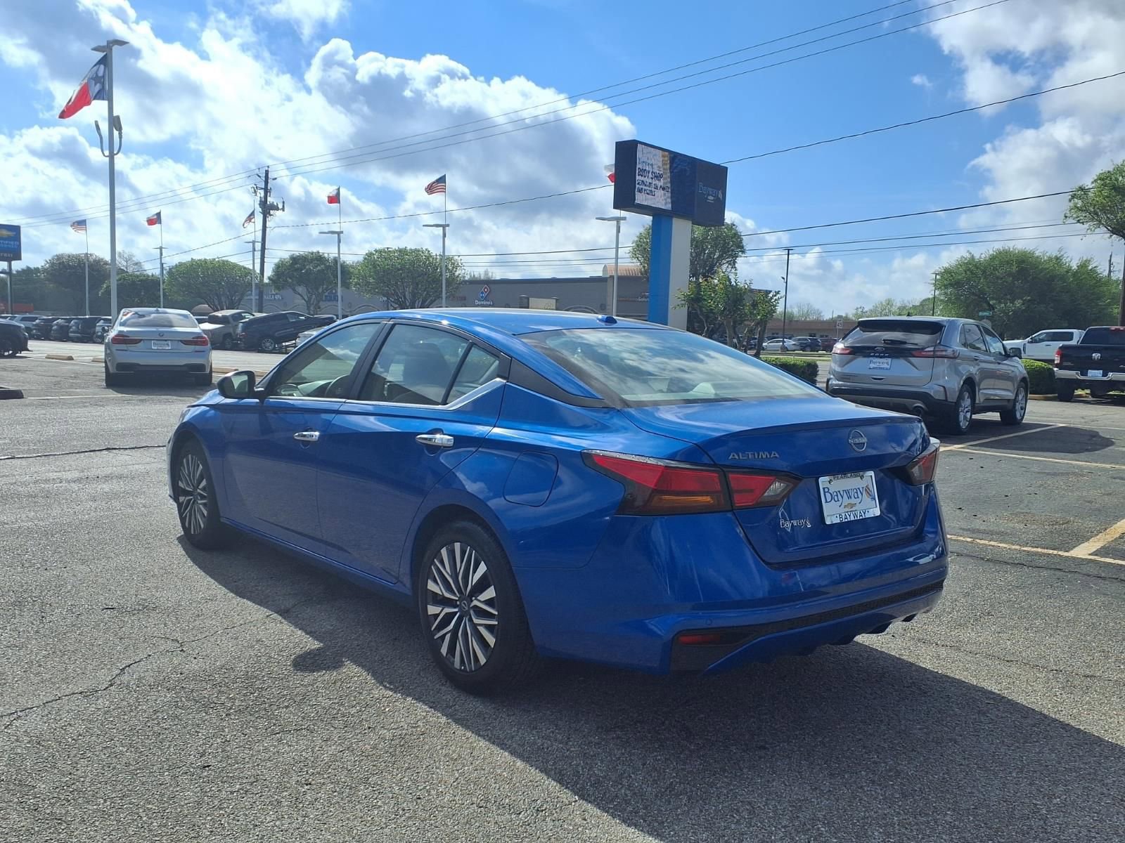 Used 2025 Nissan Altima 2.5 SV image 23