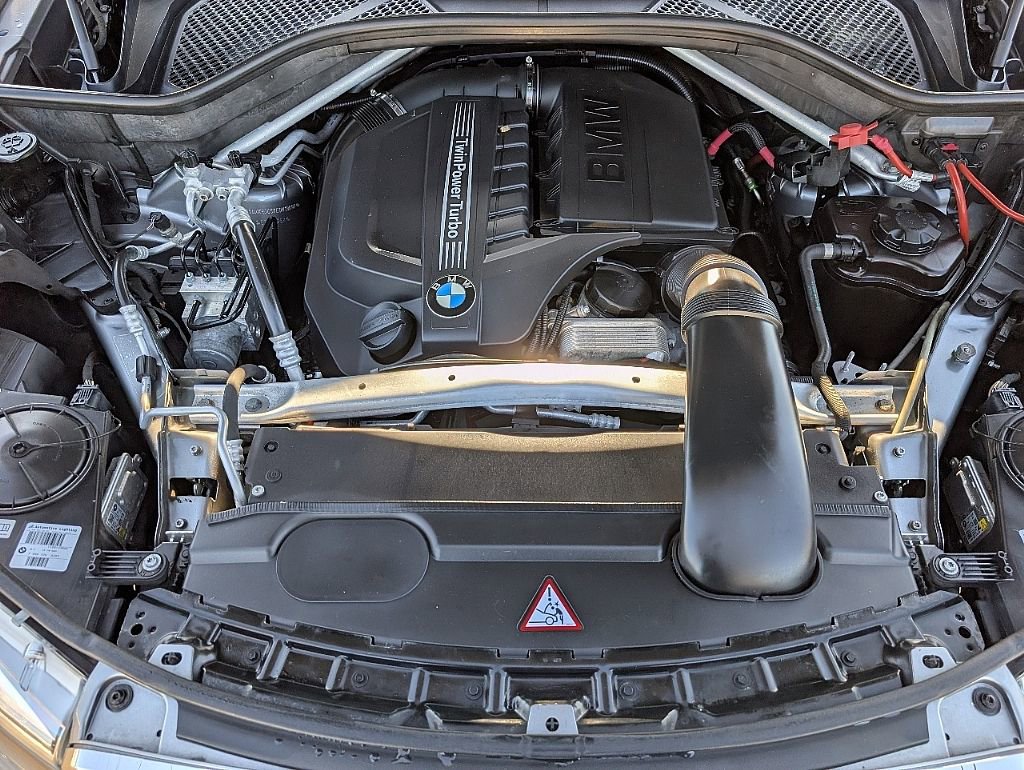 Used 2014 BMW X5 xDrive35i image 16