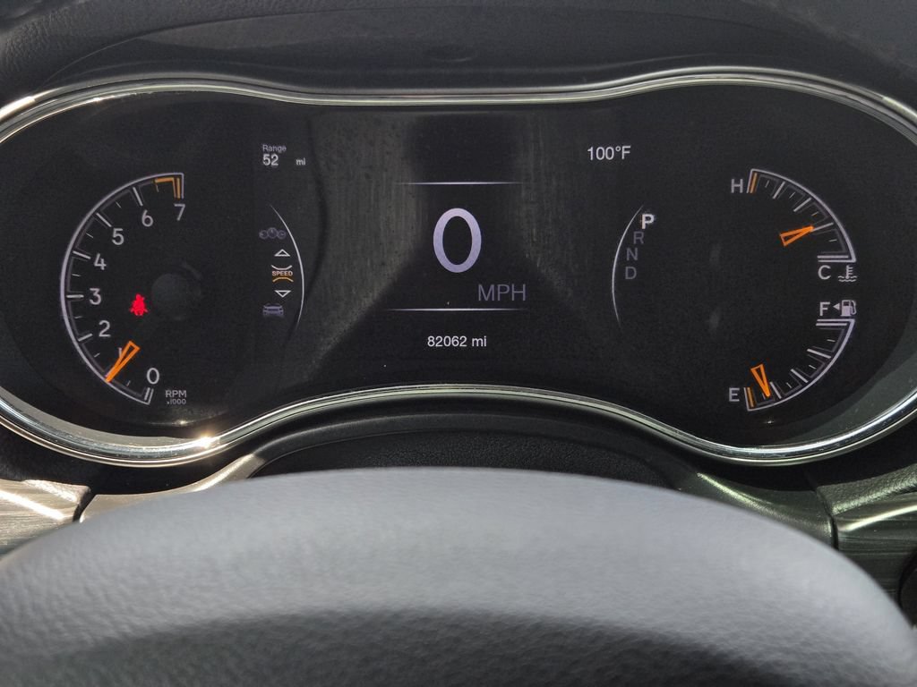 Used 2019 Jeep Grand Cherokee Altitude AWD/4WD image 6