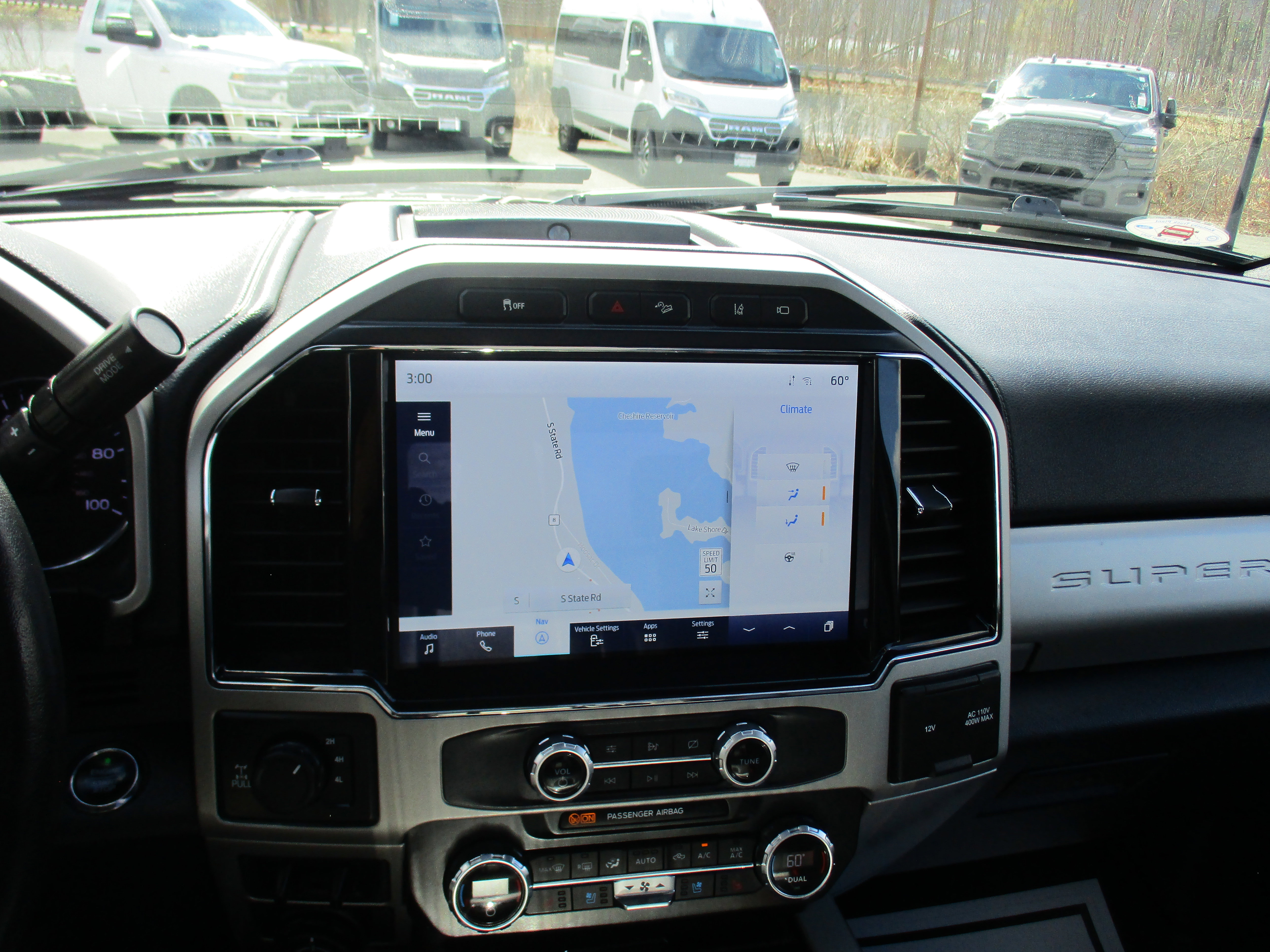 Used 2022 Ford F350 Lariat w/ Black Appearance Package image 17