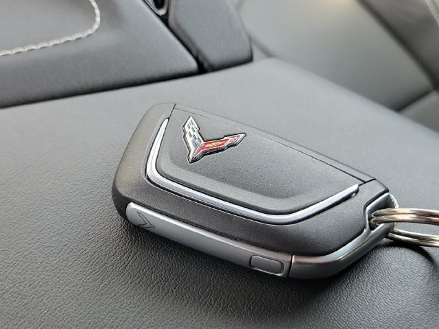 Certified 2021 Chevrolet Corvette Stingray Coupe w/ Chrome Exterior Badge Package RWD image 34