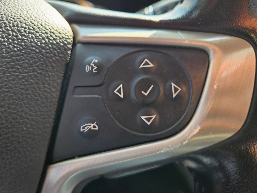 Used 2020 GMC Acadia Denali w/ Technology Package FWD image 35