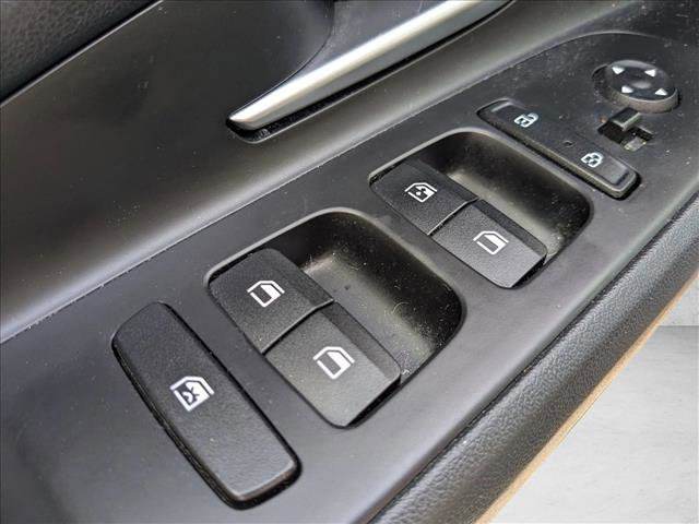 Used 2021 Hyundai Elantra SEL image 10