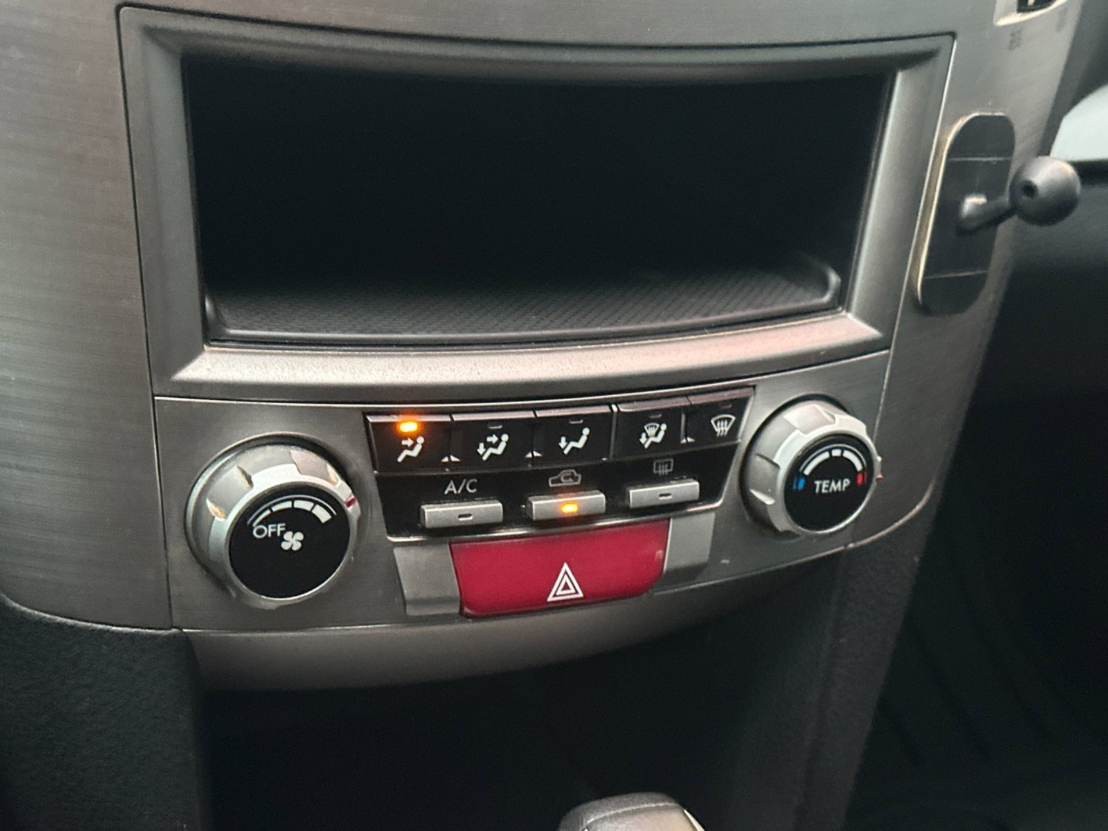 Used 2014 Subaru Outback 2.5i image 16