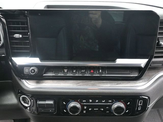 Used 2024 Chevrolet Silverado 2500 LTZ image 17